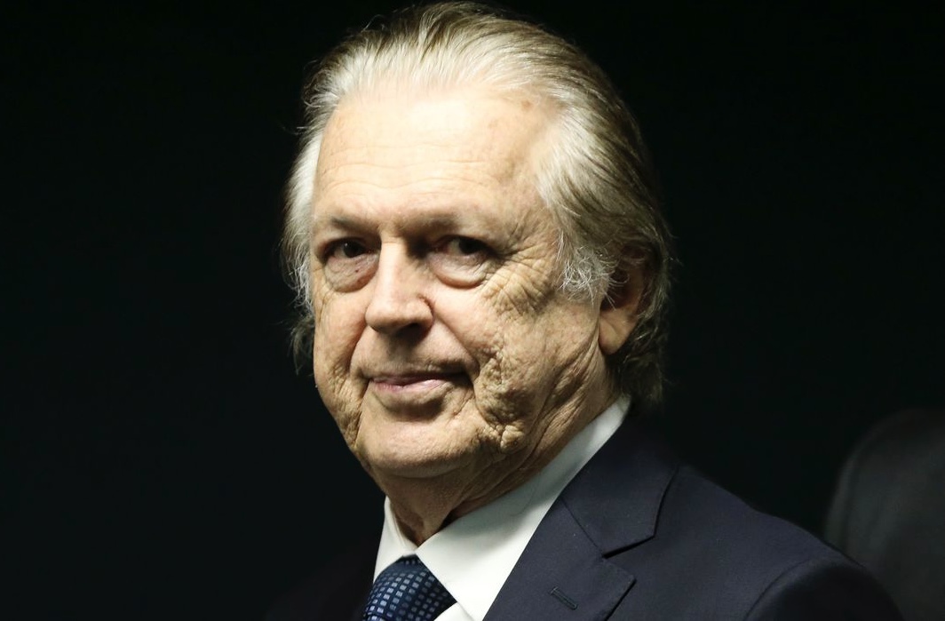 Bivar desiste de concorrer à presidência da Câmara