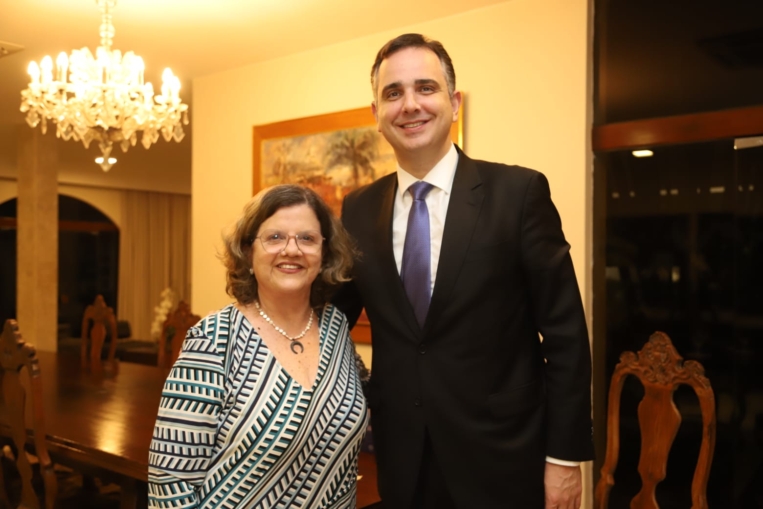 Teresa Leitão é recebida pelo presidente do Senado