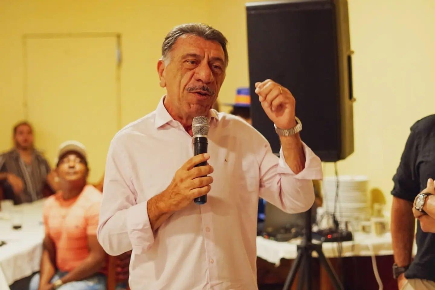 Aumento da Covid-19 faz José Patriota adiar festa da vitória