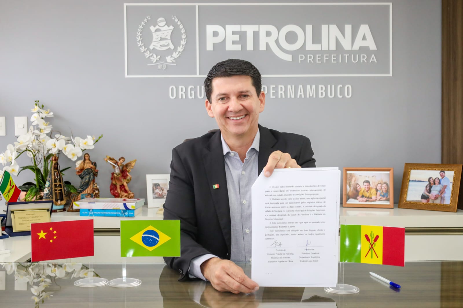 Simão Durando assina acordo de cooperação com a China