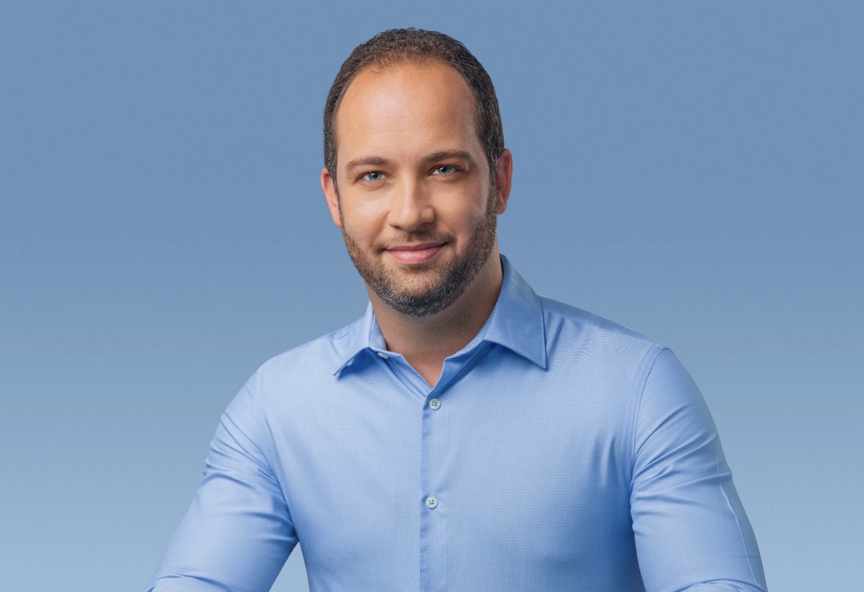 Victor André Gomes toma posse na Câmara do Recife