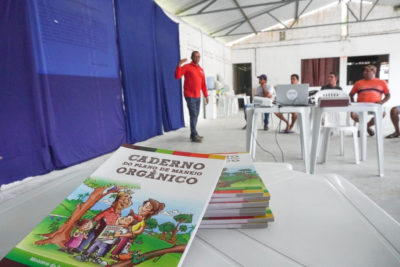 Agricultores de Caruaru recebem capacitação 
