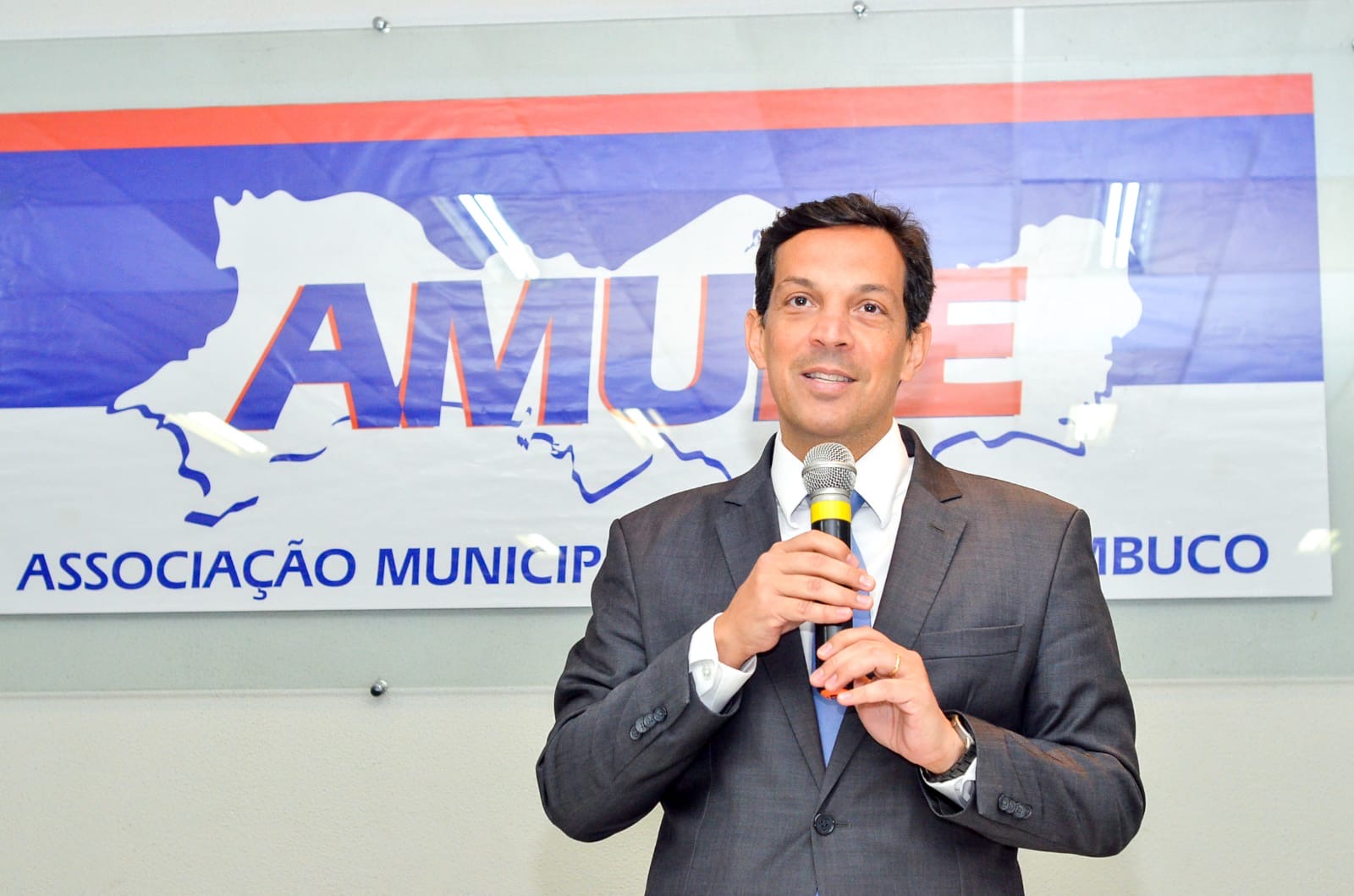 Amupe promove seminário de Nova Lei de Licitações