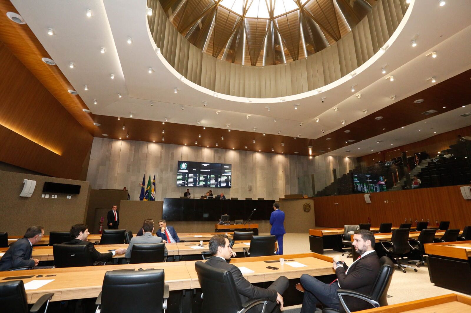 Alepe promove audiência pública sobre ataques de tubarão 