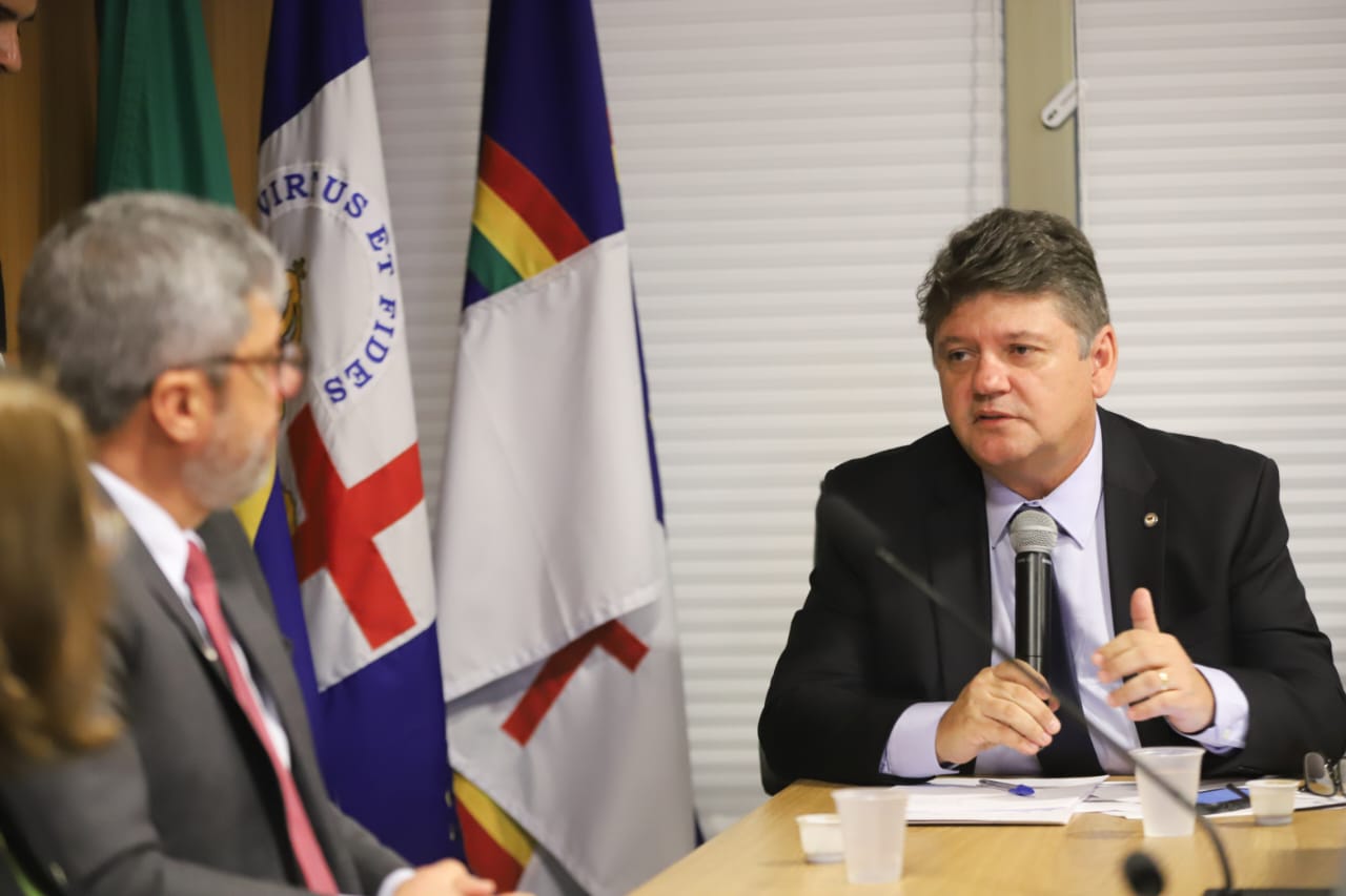 Na Alepe, deputados do PSB rebatem secretário de Raquel