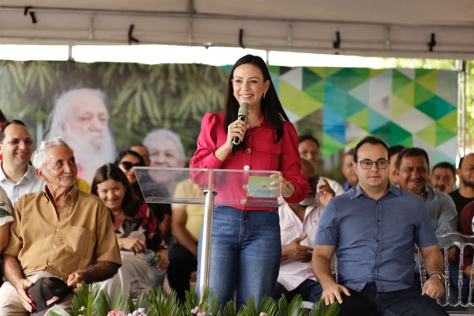 Márcia inaugura novo Centro Municipal de Educação Infantil