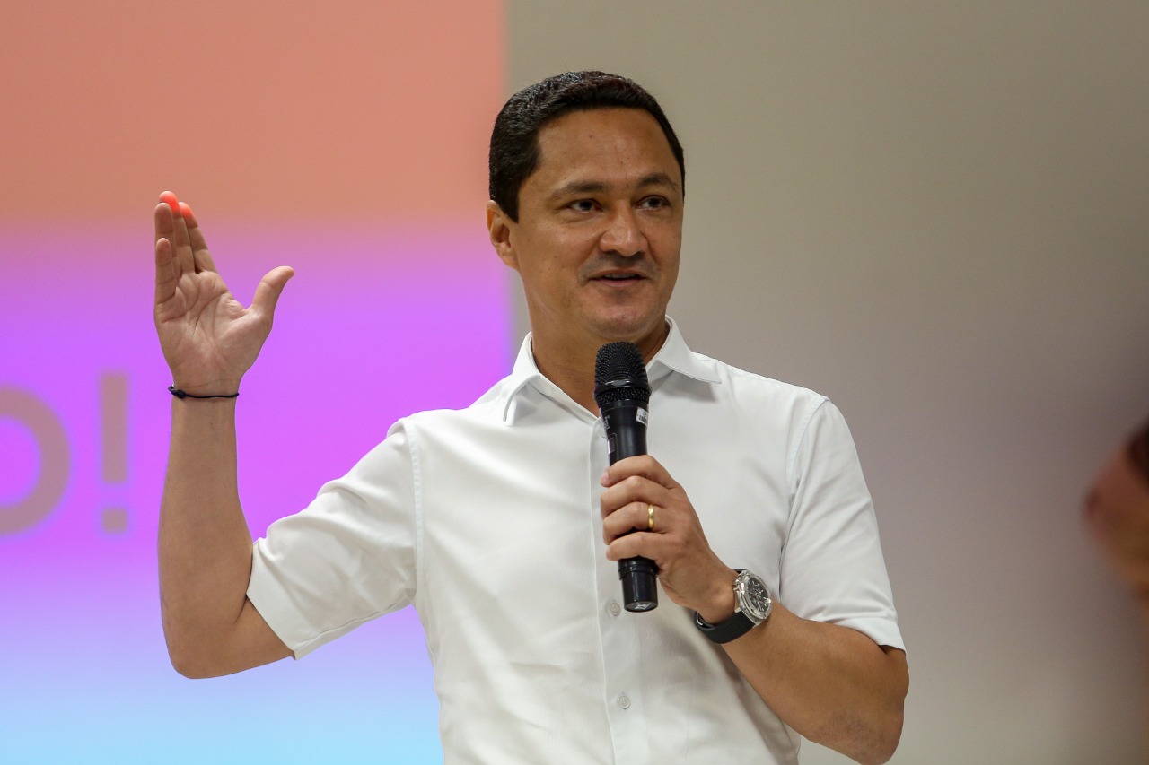 André Ferreira quer inclusão automática das famílias de baixa renda na Tarifa Social da Água