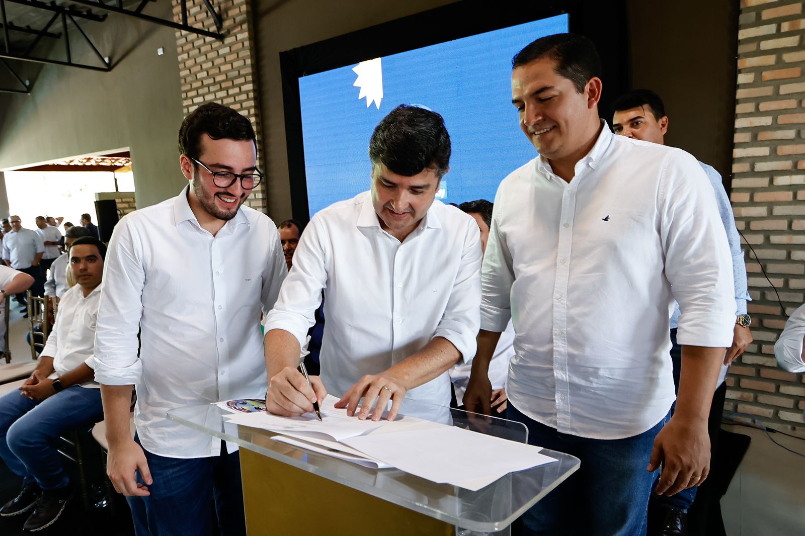 Eduardo e Lula da Fonte se tornam parceiros da Rota do Leite