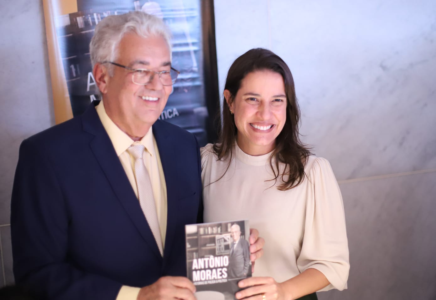 Raquel prestigia Antônio Moraes e se reúne com Álvaro Porto