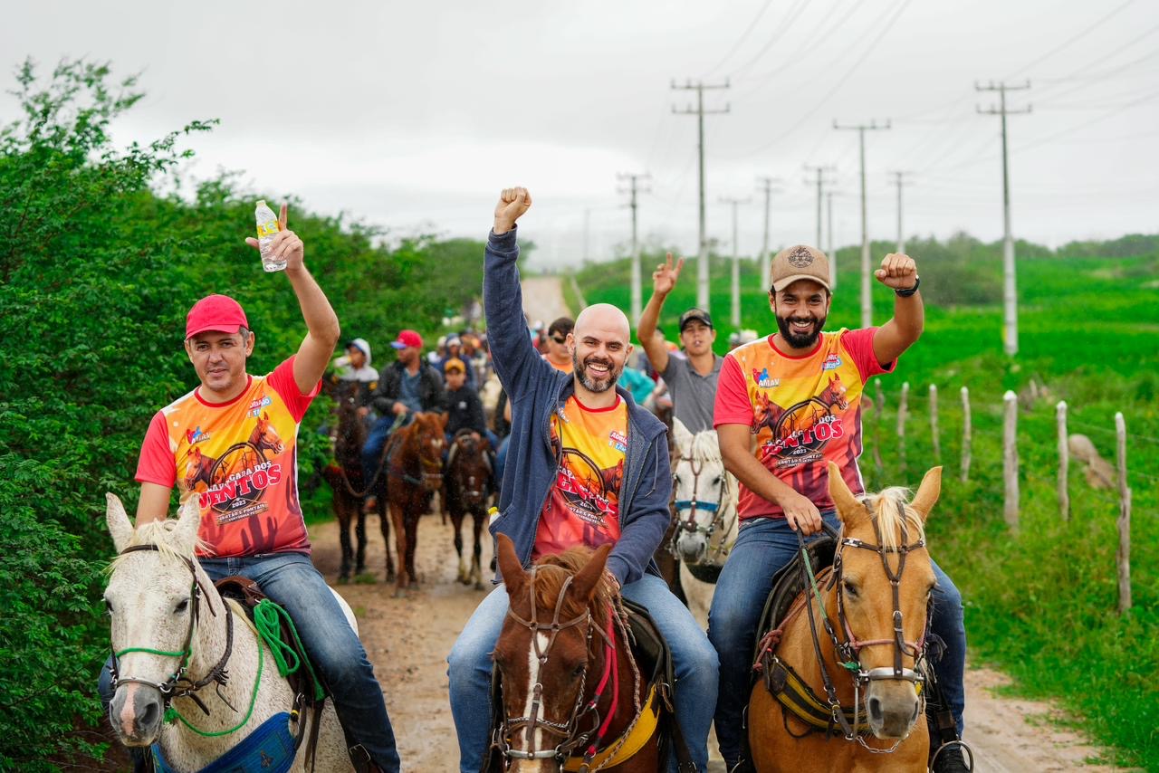Romero Sales Filho celebra nova parceria firmada em Venturosa