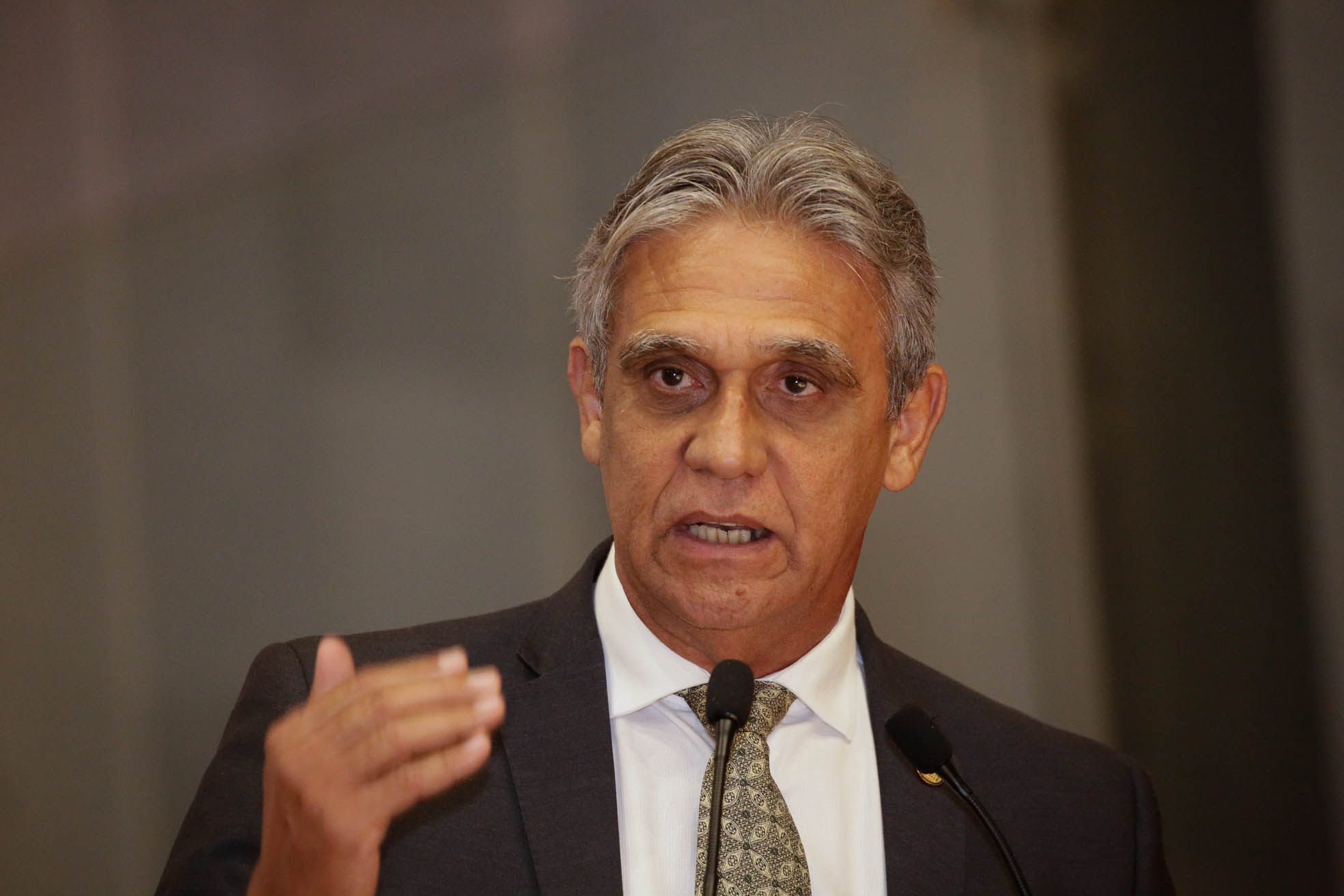 Na Alepe, Mário Ricardo faz pronunciamento em defesa dos Sesc e Senac 