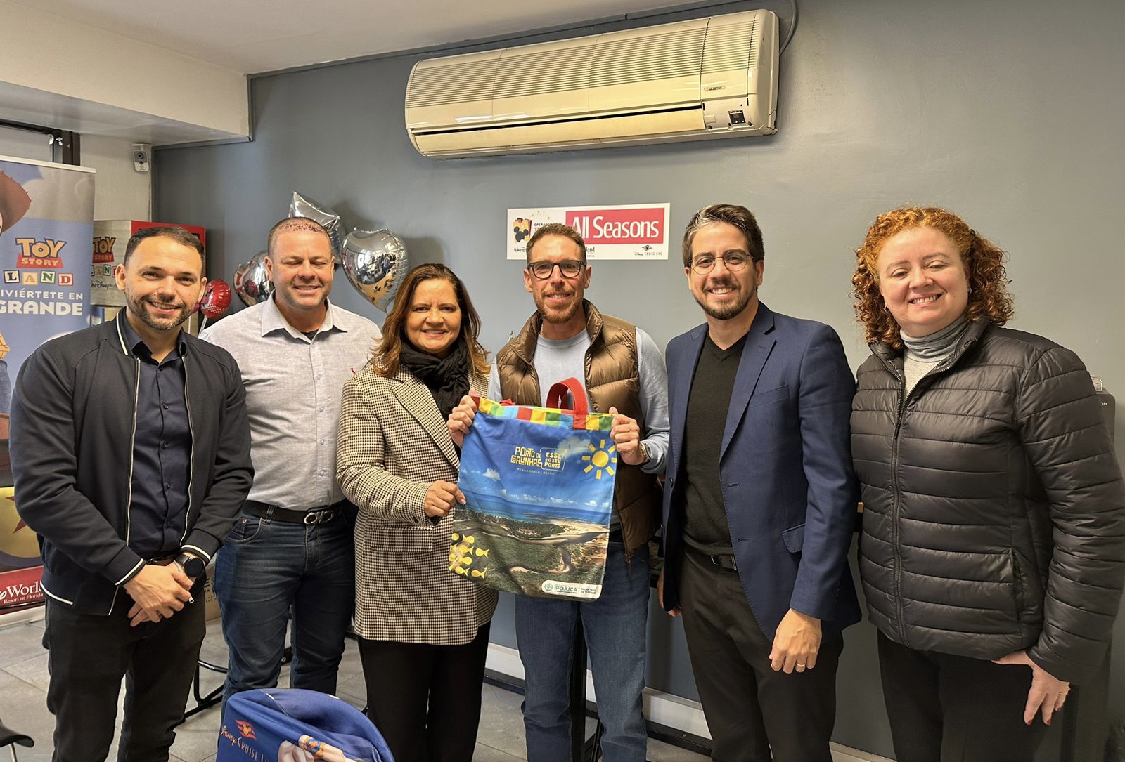 Comitiva do Ipojuca visita uma das maiores operadoras de turismo da Argentina para o Brasil