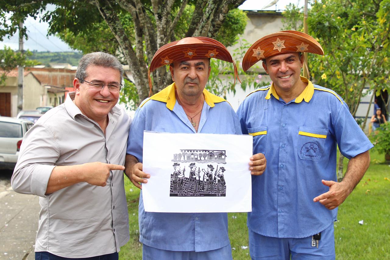 Duque recebe homenagem na Festa do Bacamarteiro de Bonito