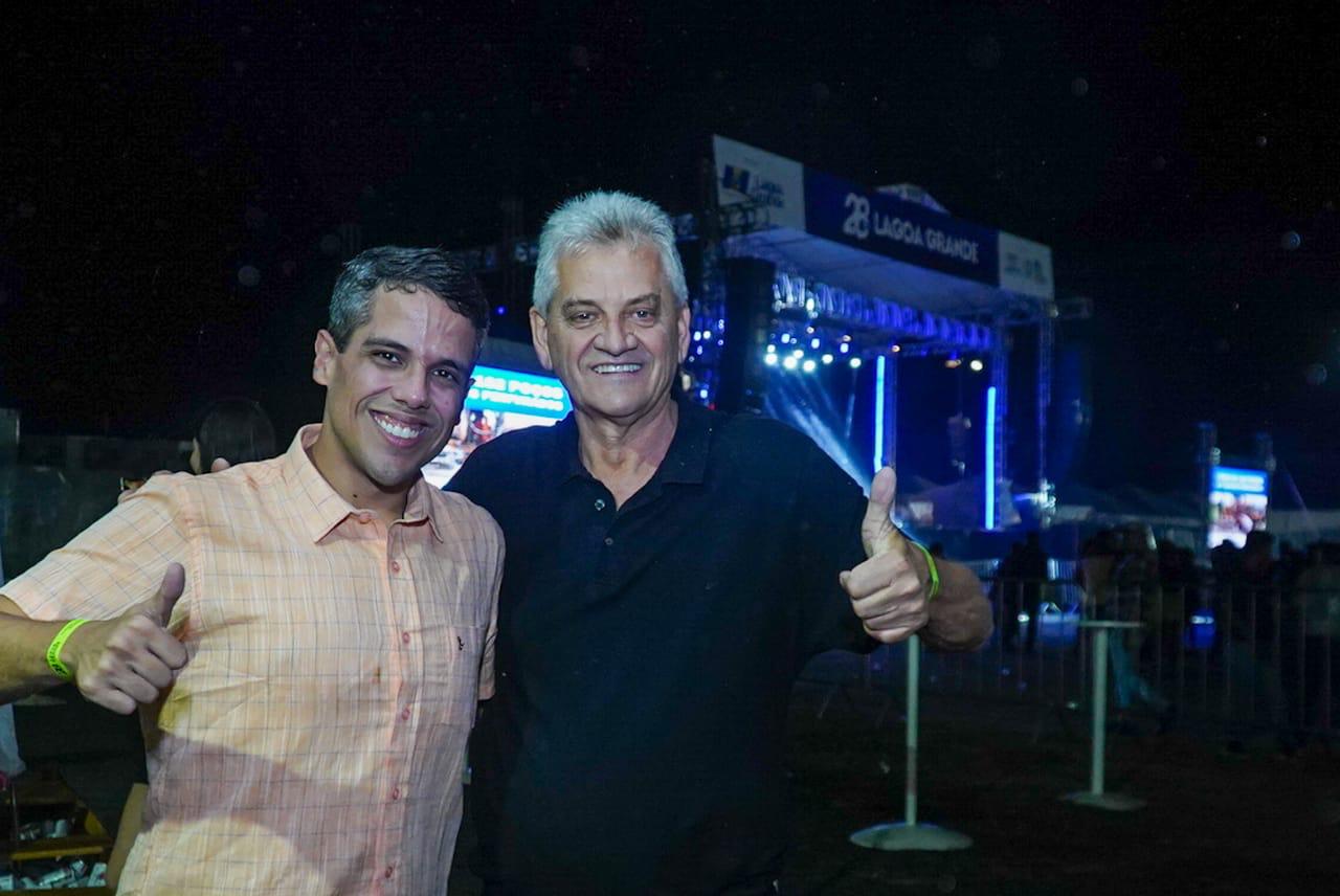 Jarbas Filho participa da festividade de 28 anos de Lagoa Grande