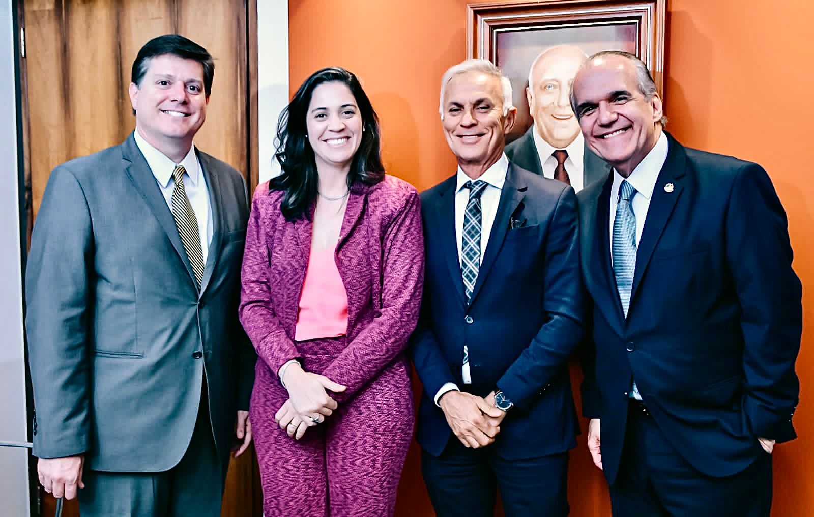 Paulo Roberto participa de reunião da Comissão Executiva Nacional do MDB 