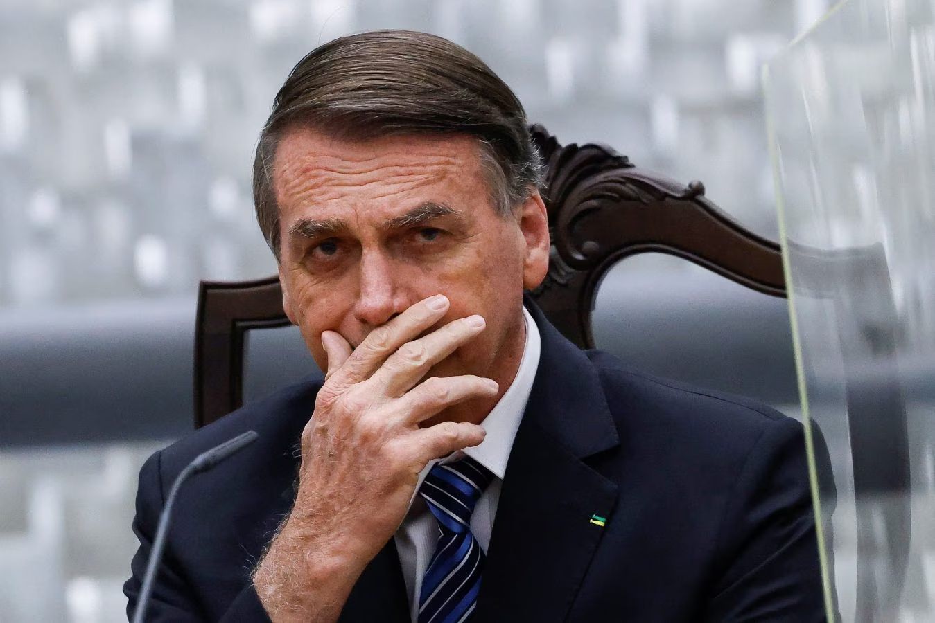 TSE forma maioria e torna Bolsonaro inelegível até 2030
