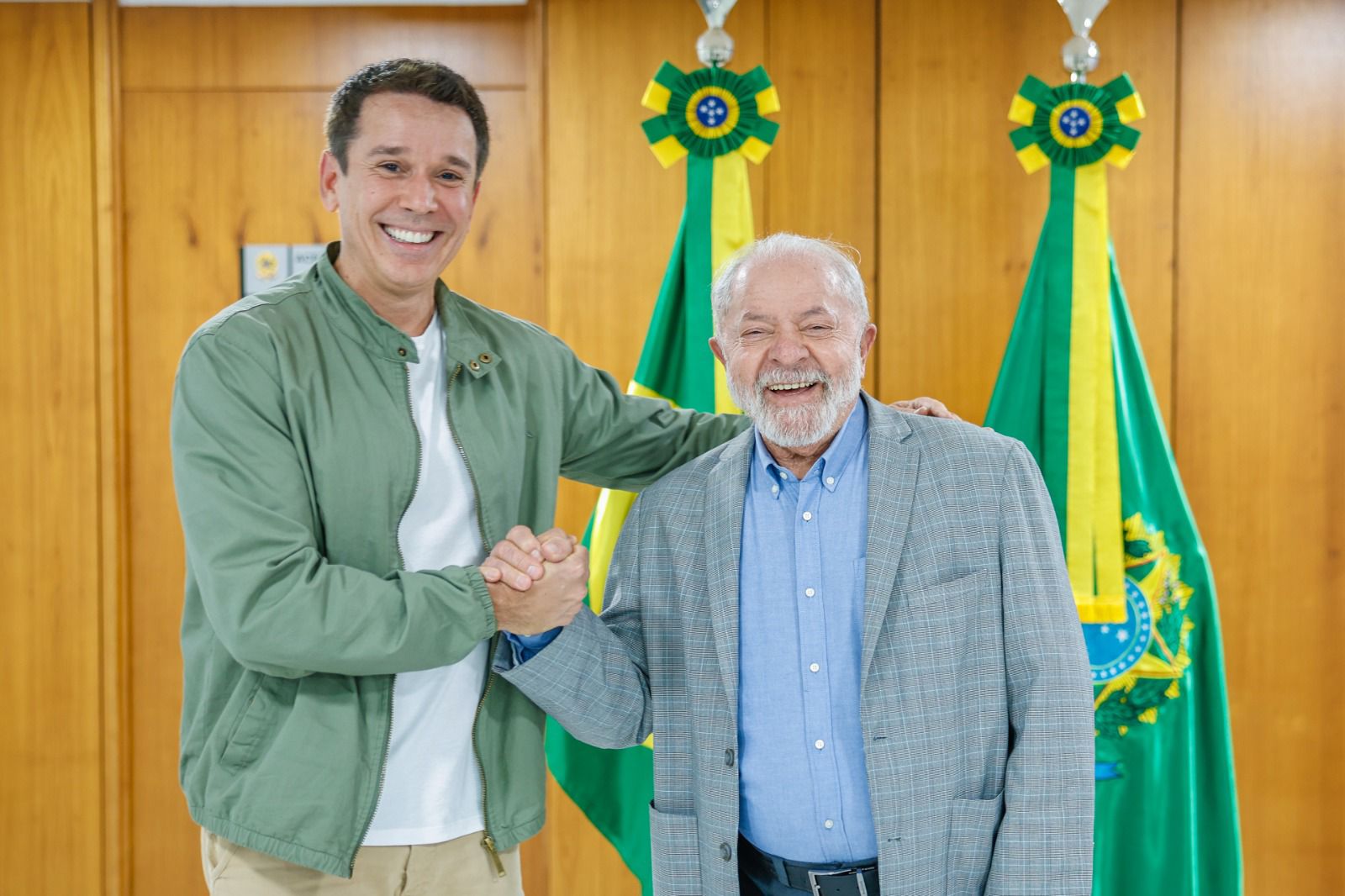 Deputado Felipe Carreras é recebido por Lula no Palácio do Planalto