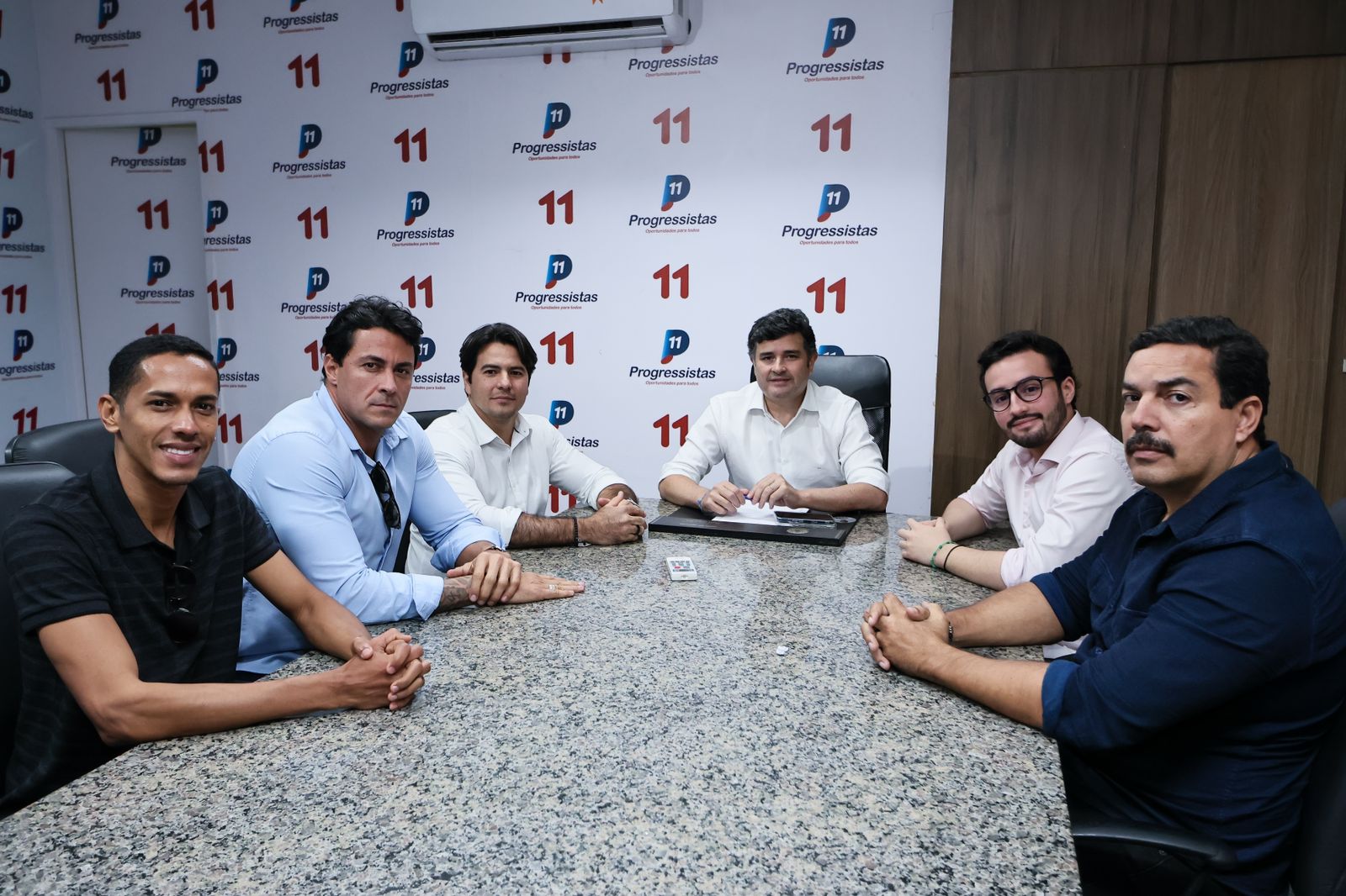 Márcio Botelho fortalece pré-candidatura a prefeito de Olinda