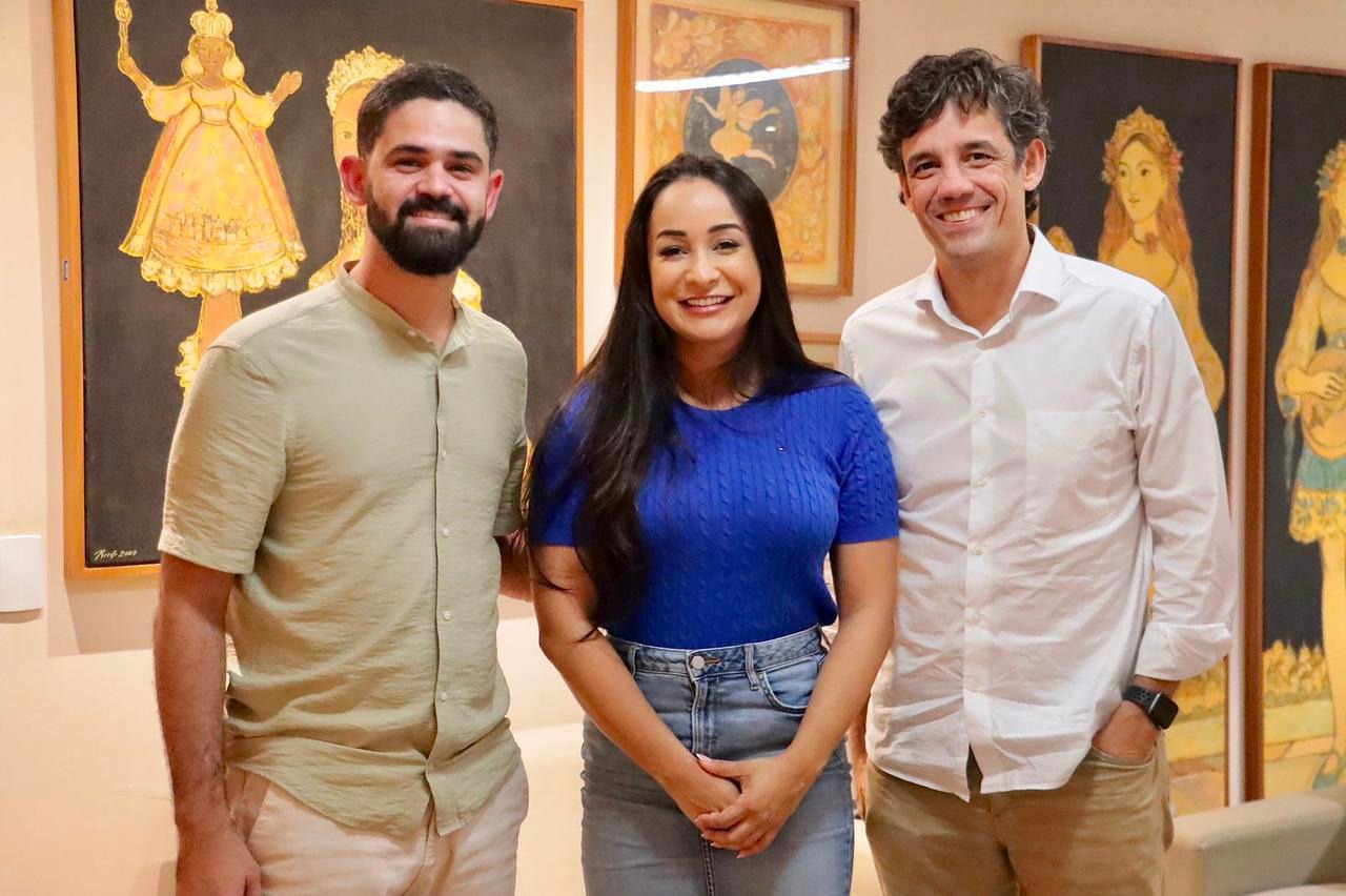 Rebeca Lucena reforça pautas para o turismo de Abreu e Lima em encontro com Daniel Coelho