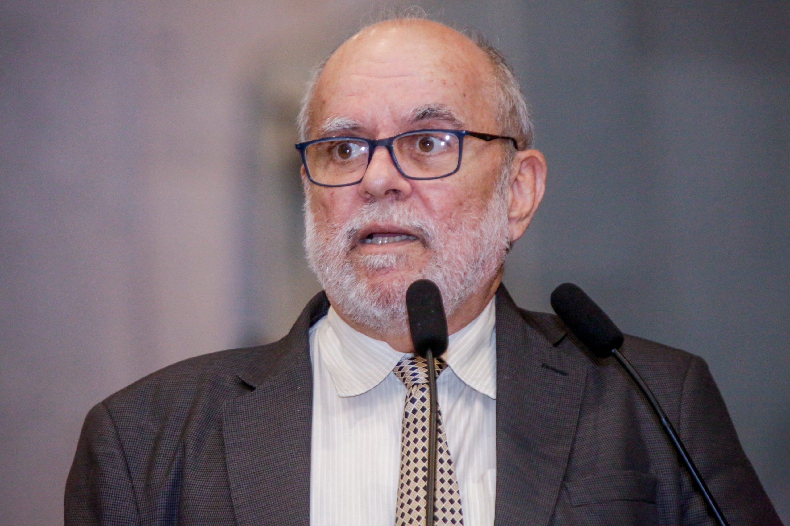 Waldemar Borges revela preocupação com o pacote fiscal