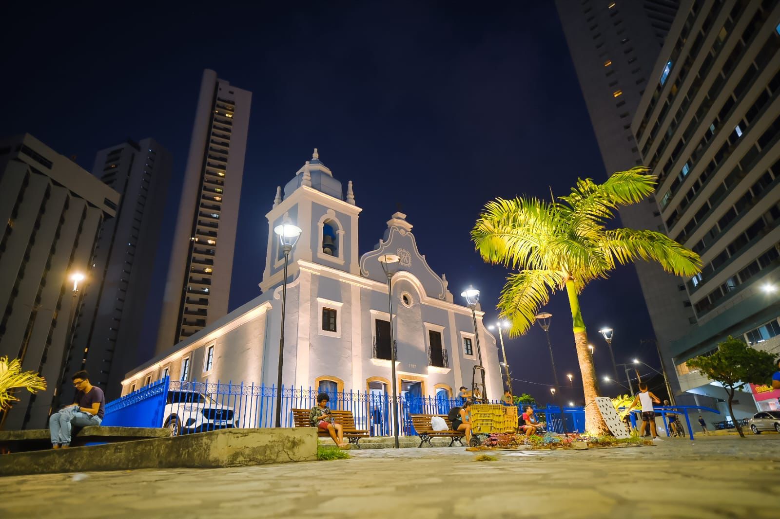 Governo do Estado conclui reforma da Praça de Boa Viagem