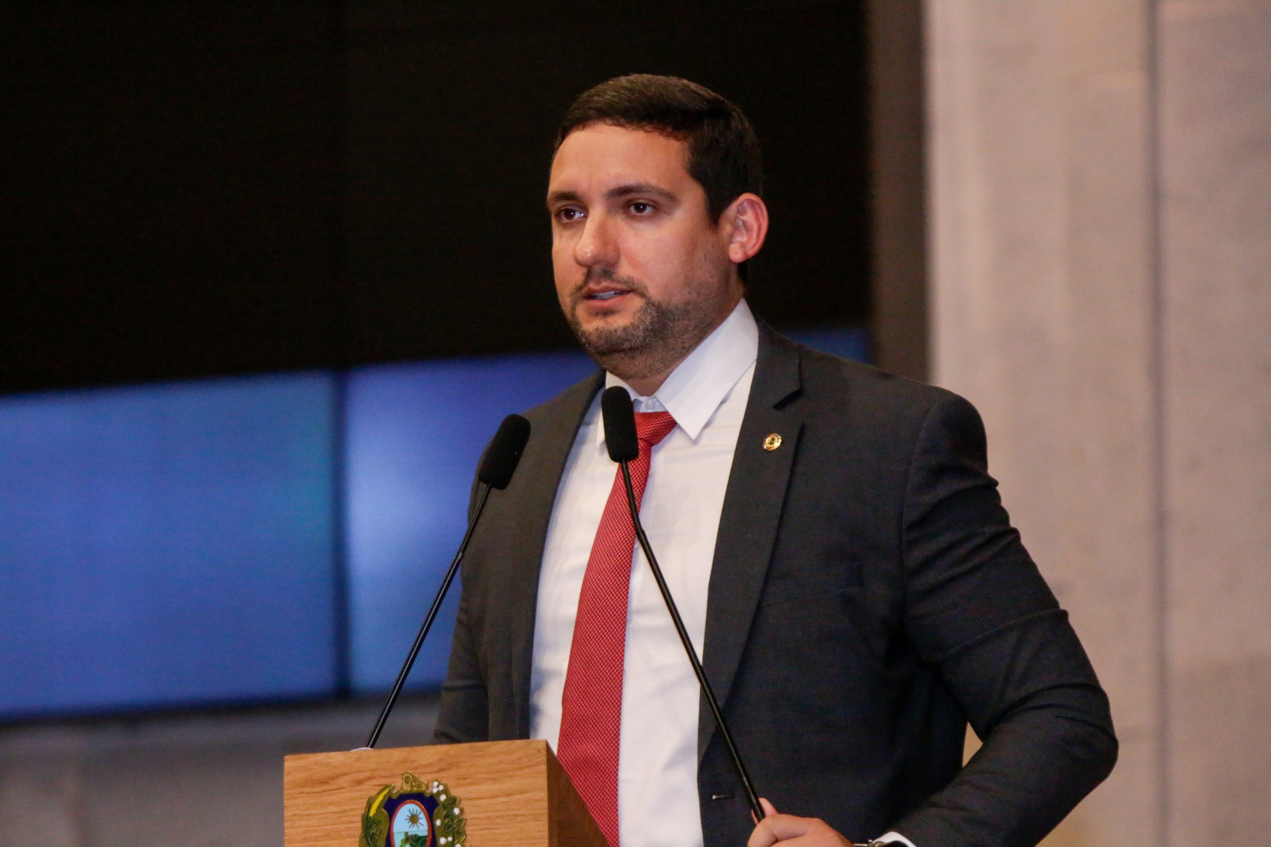 Lei contra a prática do zoofilismo em Pernambuco é aprovada na Alepe