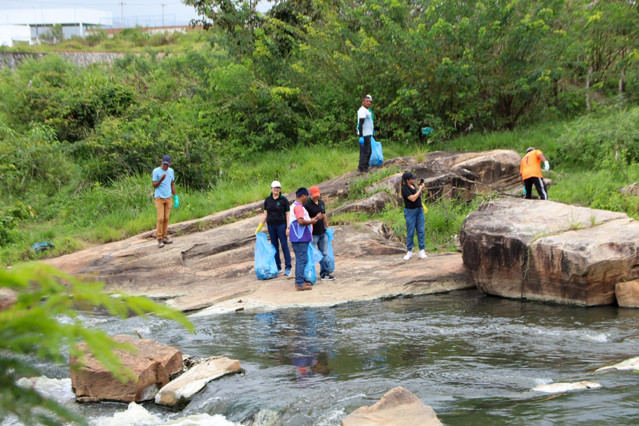 Vitória celebra o Dia Mundial pela Limpeza das Águas com ação ambiental