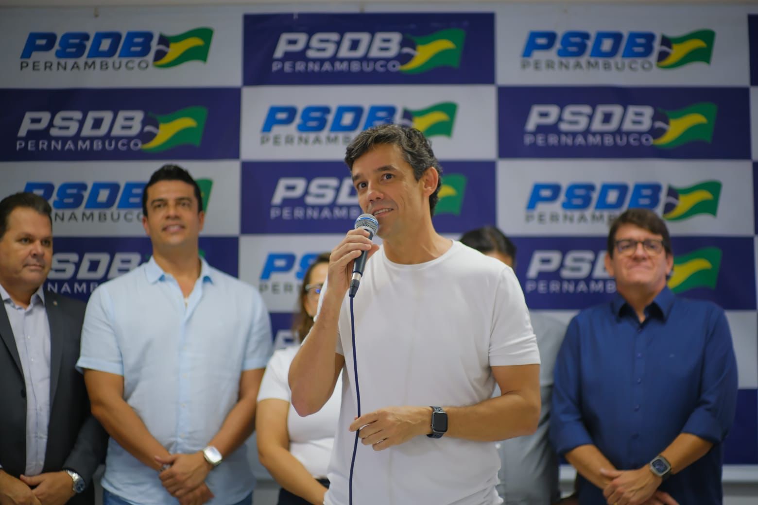 Daniel diz que não se deve subestimar Raquel Lyra e nem o PSDB