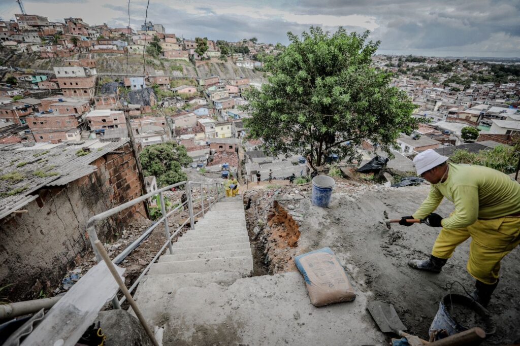 Com recursos do BID, Prefeitura do Recife investe mais de R$ 120 milhões em 76 encostas - Blog Cenário Blog Cenário