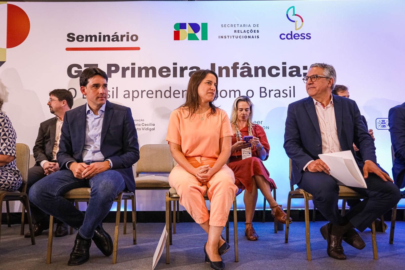 Raquel Lyra participa de seminário sobre a primeira infância