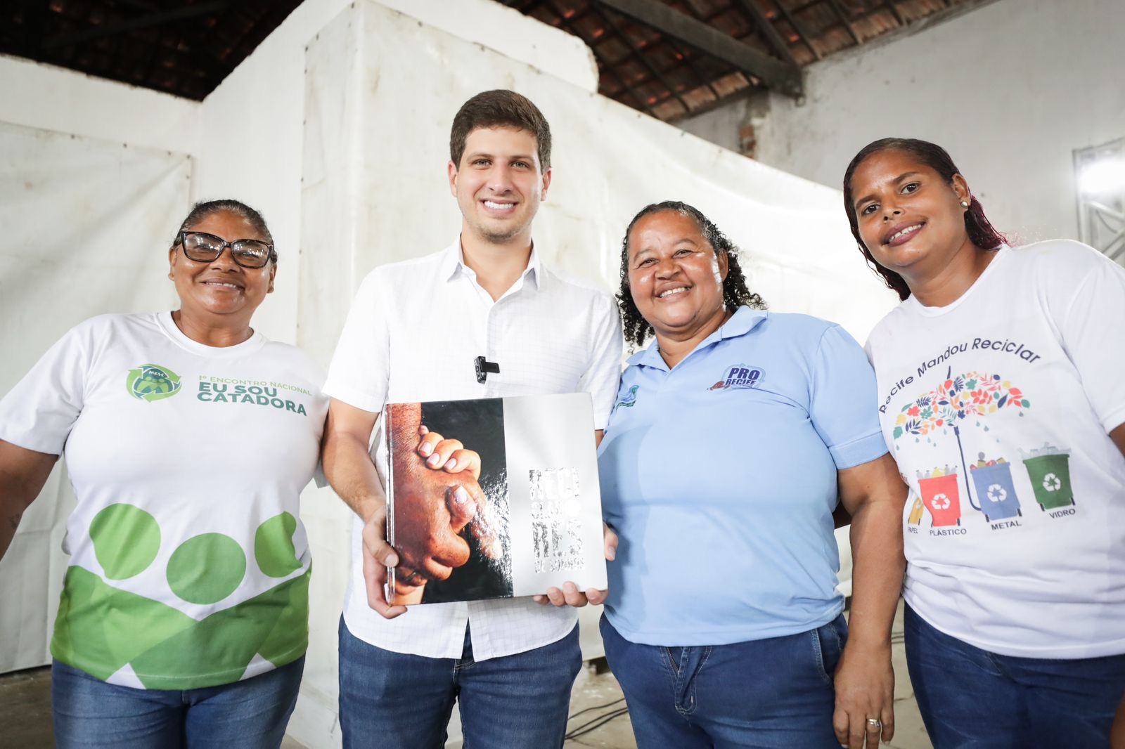 Prefeitura do Recife vai anistiar cooperativas que atuam com reciclagem