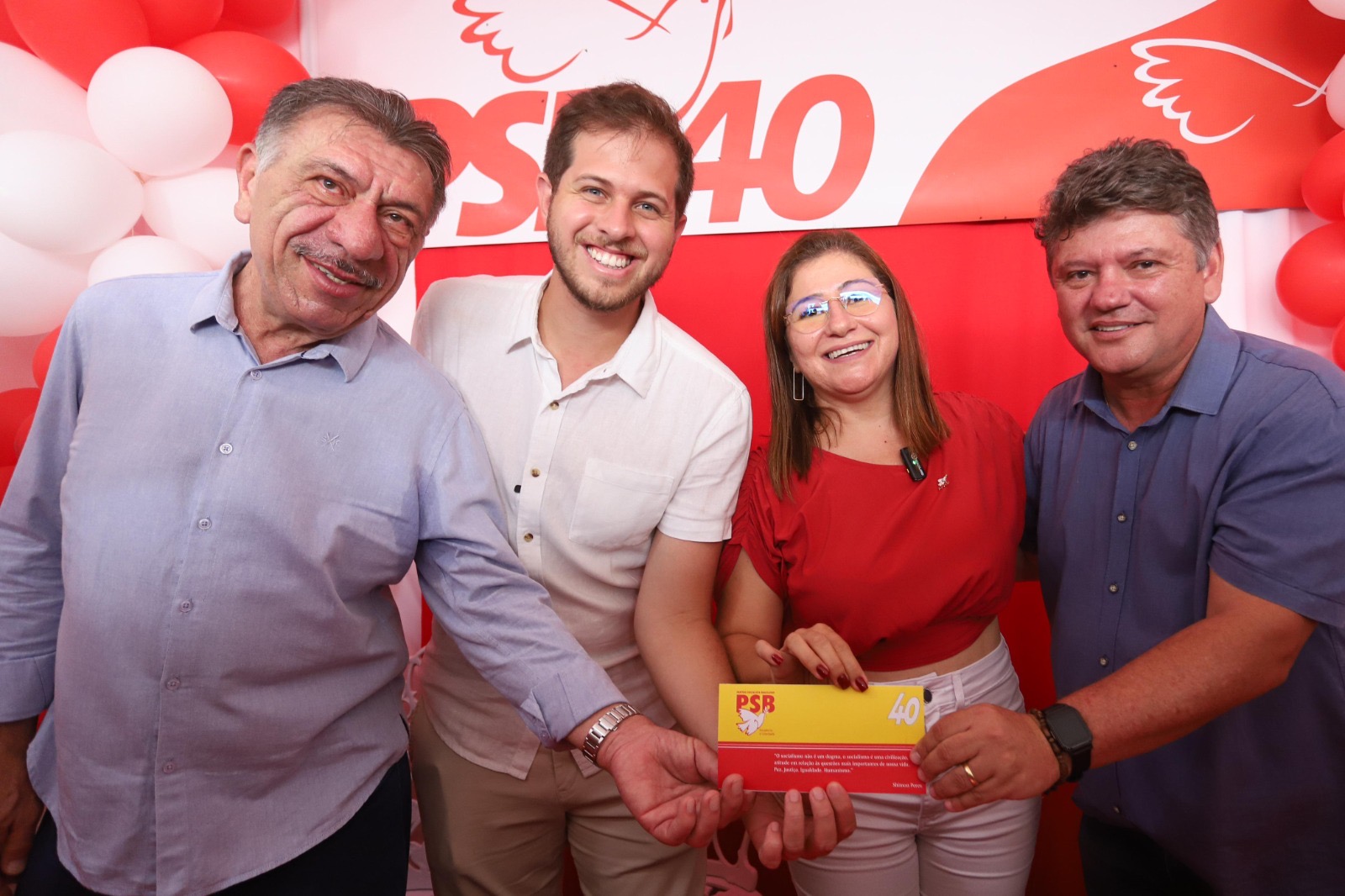 PSB apresenta pré-candidata a prefeita em Custódia 