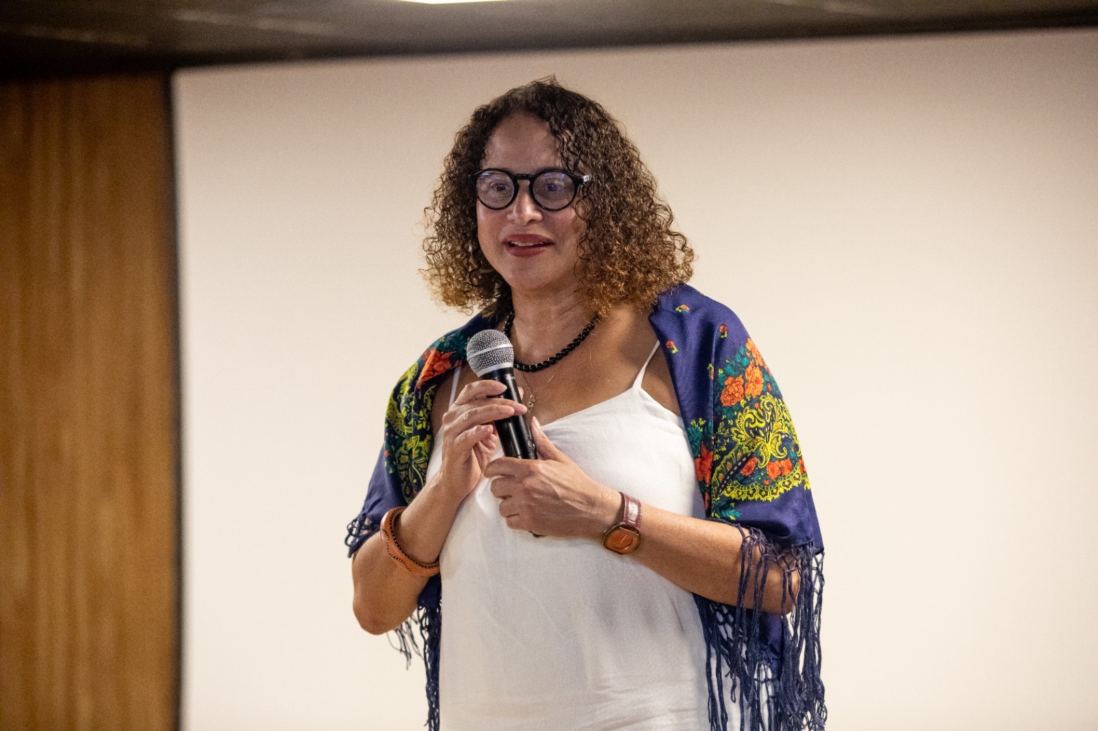 Luciana Santos anuncia ampliação do programa Residência em TIC