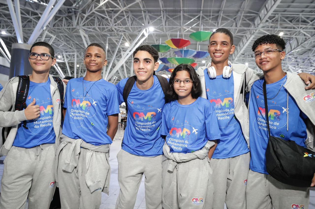 Seis alunos da rede municipal do Recife embarcam para os EUA