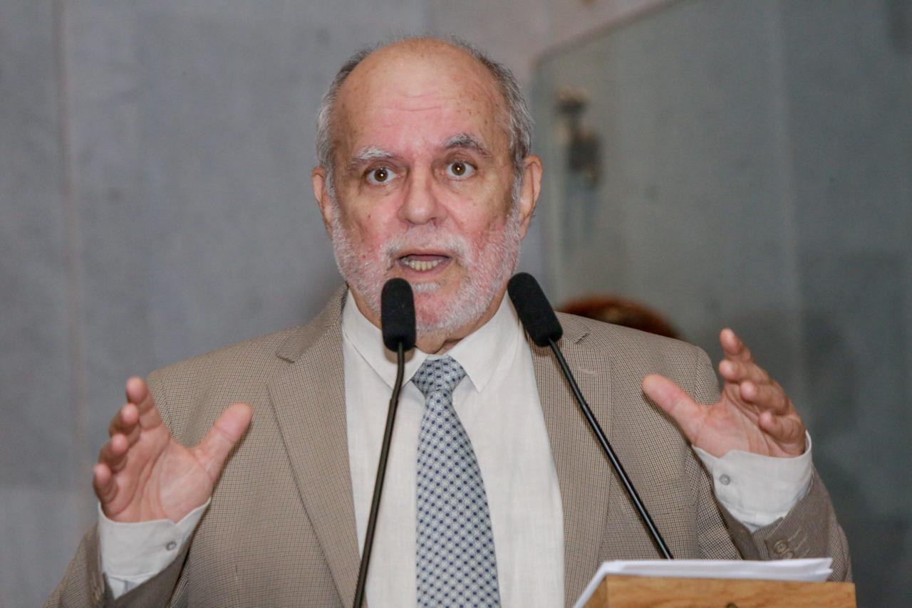 Waldemar se solidariza com profissionais da Perpart desligados pelo Estado