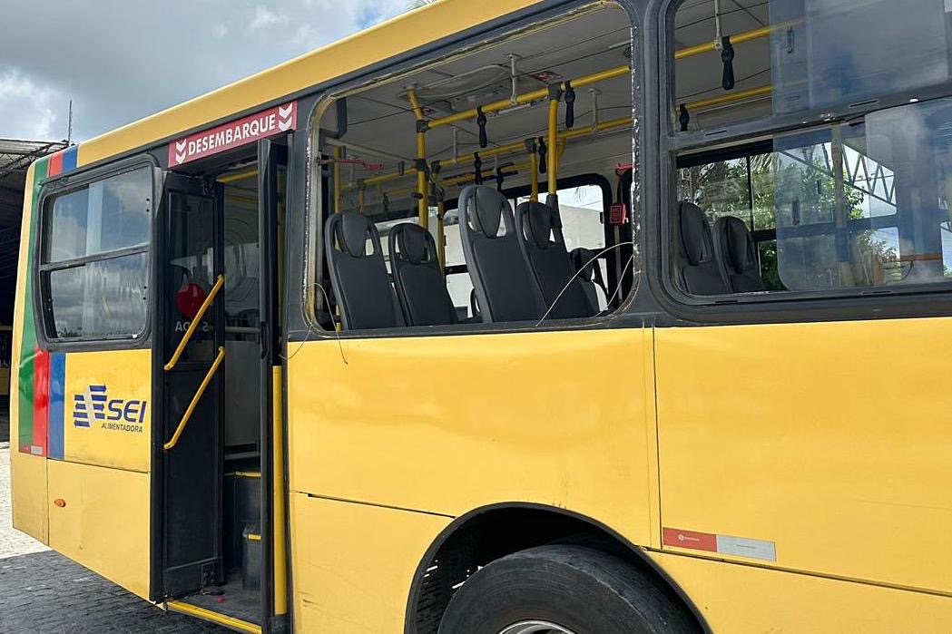 Carnaval 2024 tem menos depredação de ônibus na RMR