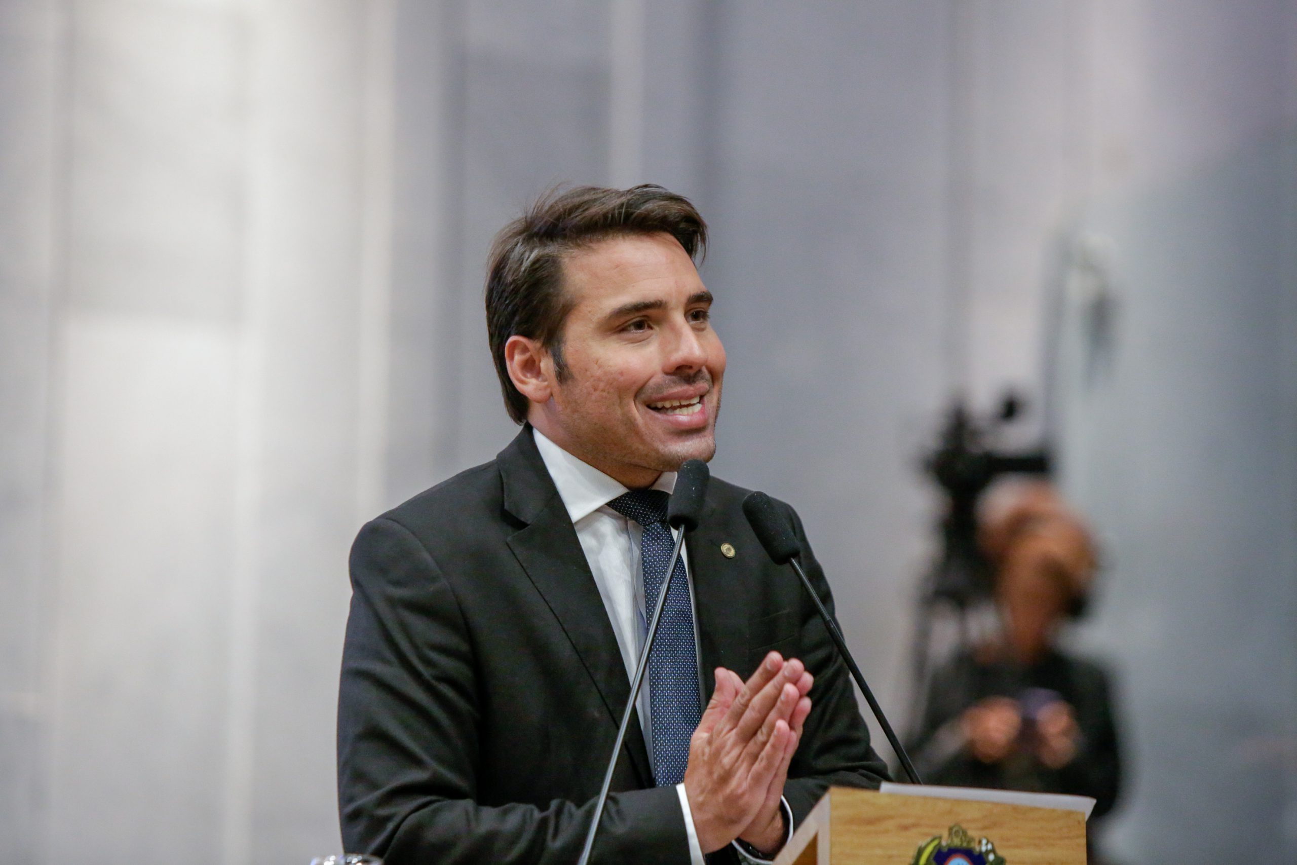 João Paulo Costa apresenta PL para combater bullying contra pessoas com autismo nas escolas