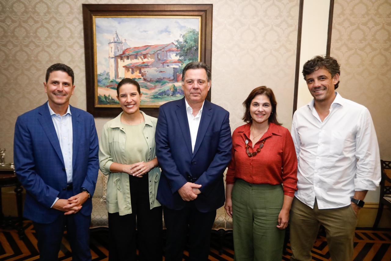 Raquel recebe presidente nacional do PSDB no Palácio