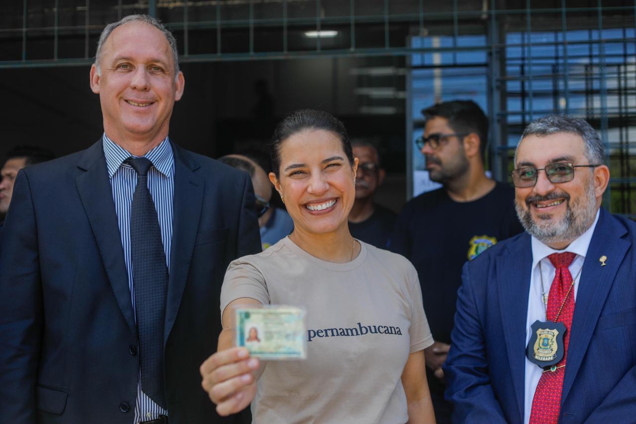 Raquel inaugura Laboratório de Papiloscopia Forense e lança nova Carteira de Identidade Nacional