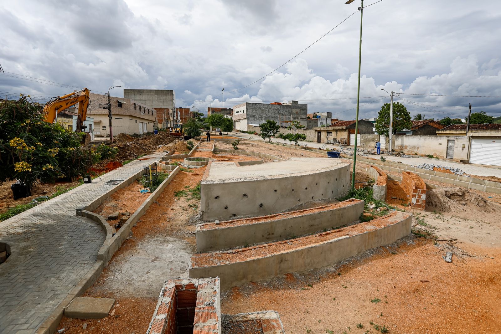 Em Caruaru, bairro Cidade Jardim recebe ações de infraestrutura 