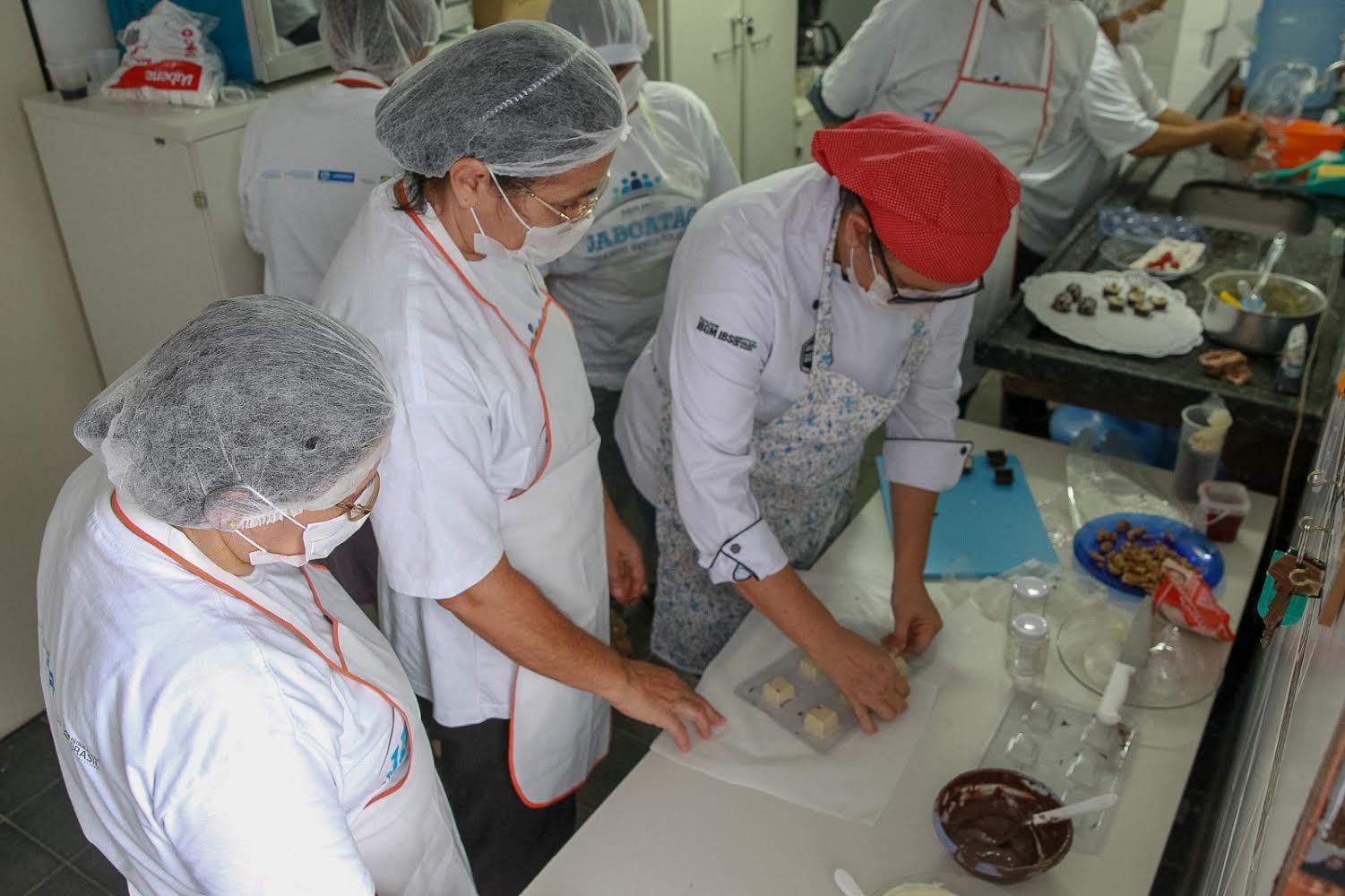 Mano anuncia duas mil vagas e descentralização de cursos para mulheres do Jaboatão