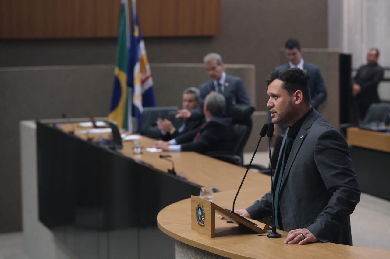 Gilmar defende chamamento de concursados da Copergás