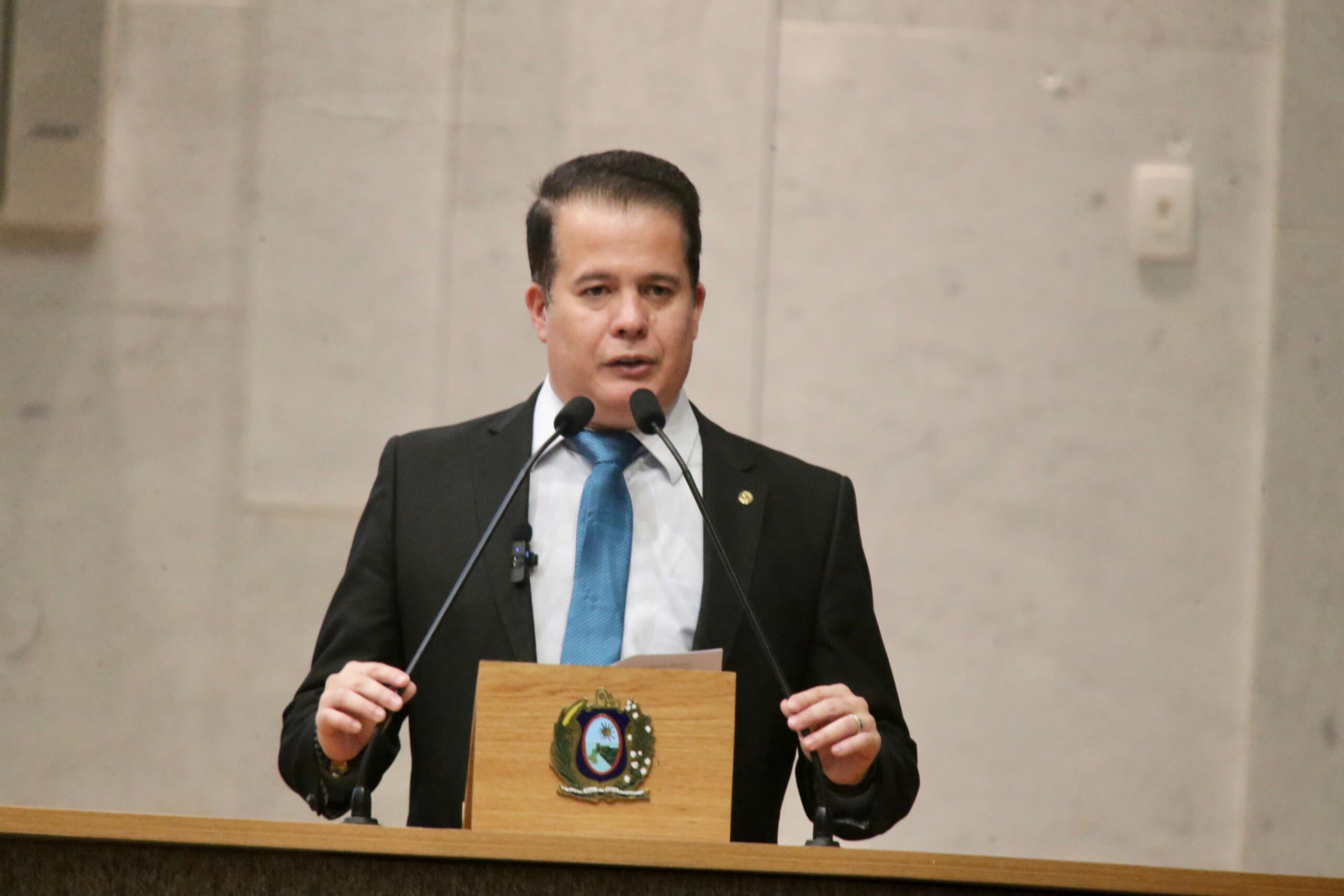 Edson será relator de importante projeto para o Polo de Confecções 