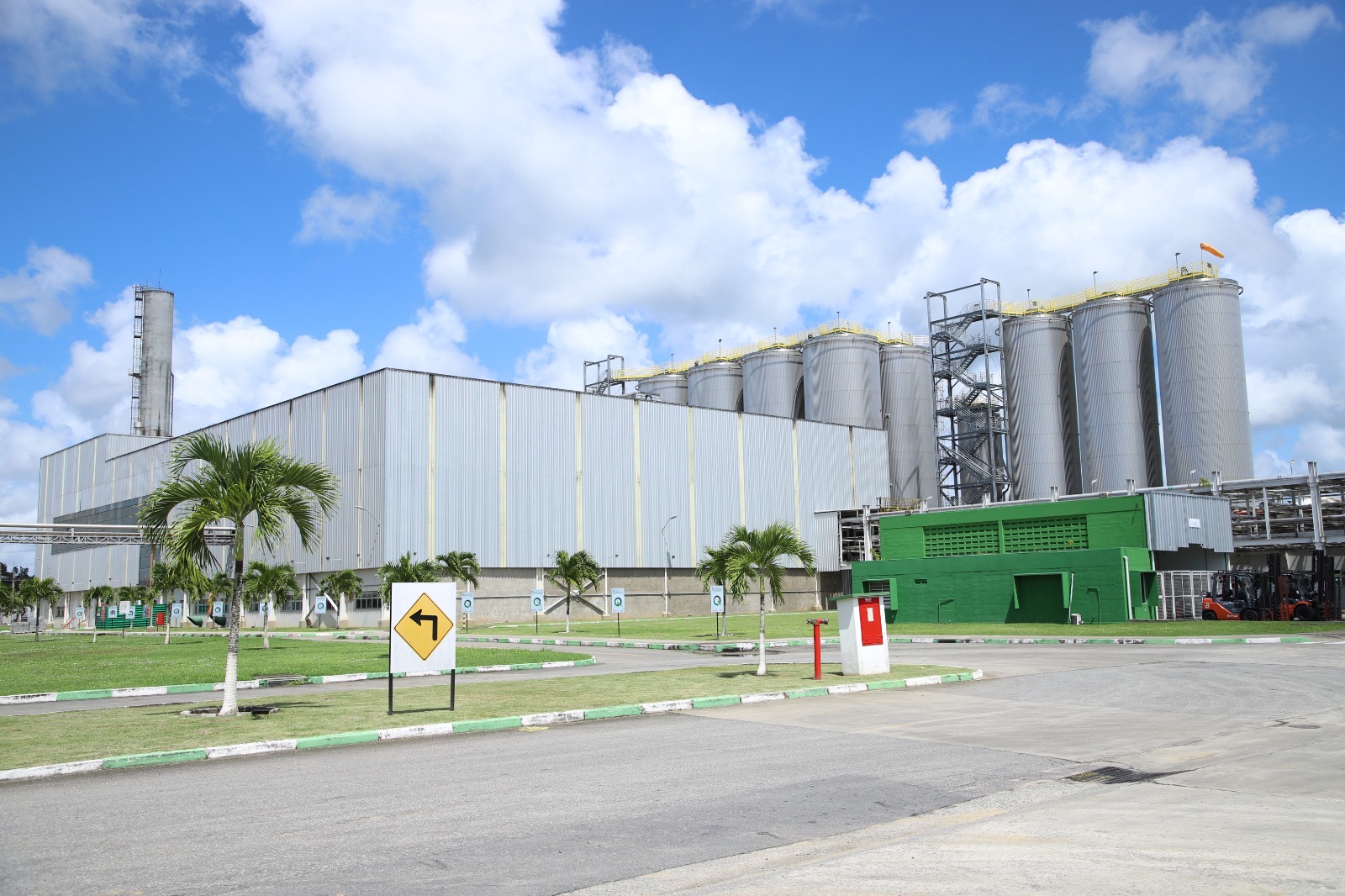 Pernambuco tem produção industrial superior à média do Nordeste