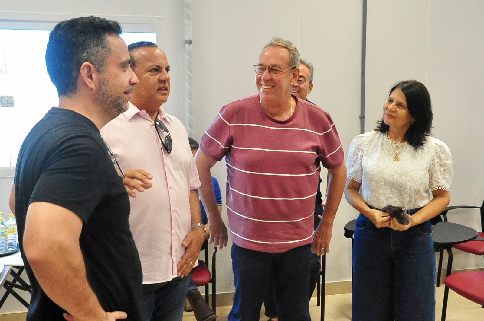 Álvaro celebra exportação de carnes da Masterboi de Canhotinho para Singapura