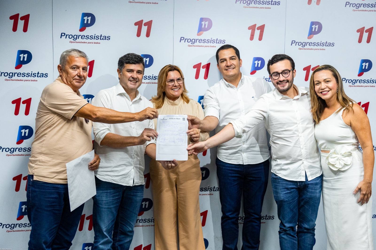 Nicinha Melo, prefeita de Tabira, celebra filiação ao PP