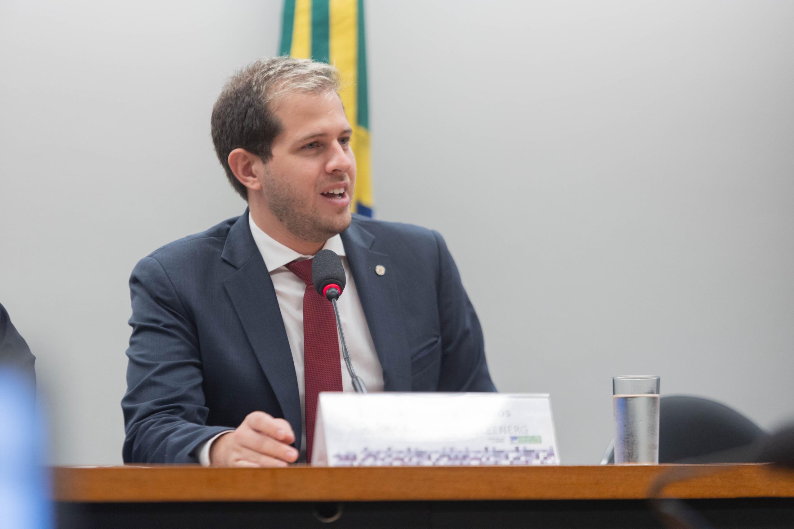 Pedro Campos preside audiência sobre trabalho e transição energética justa