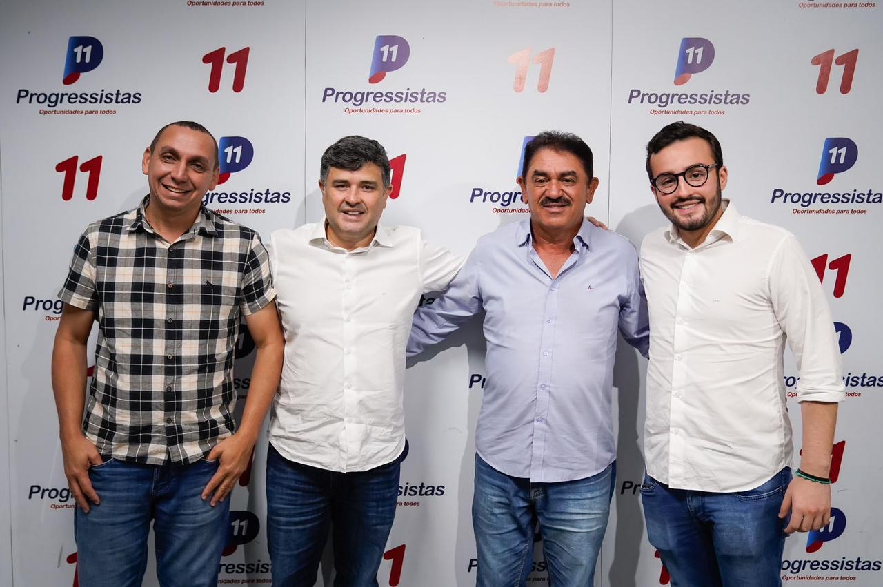 Eduardo e Lula da Fonte ressaltam parceria com prefeito de Lagoa do Ouro 