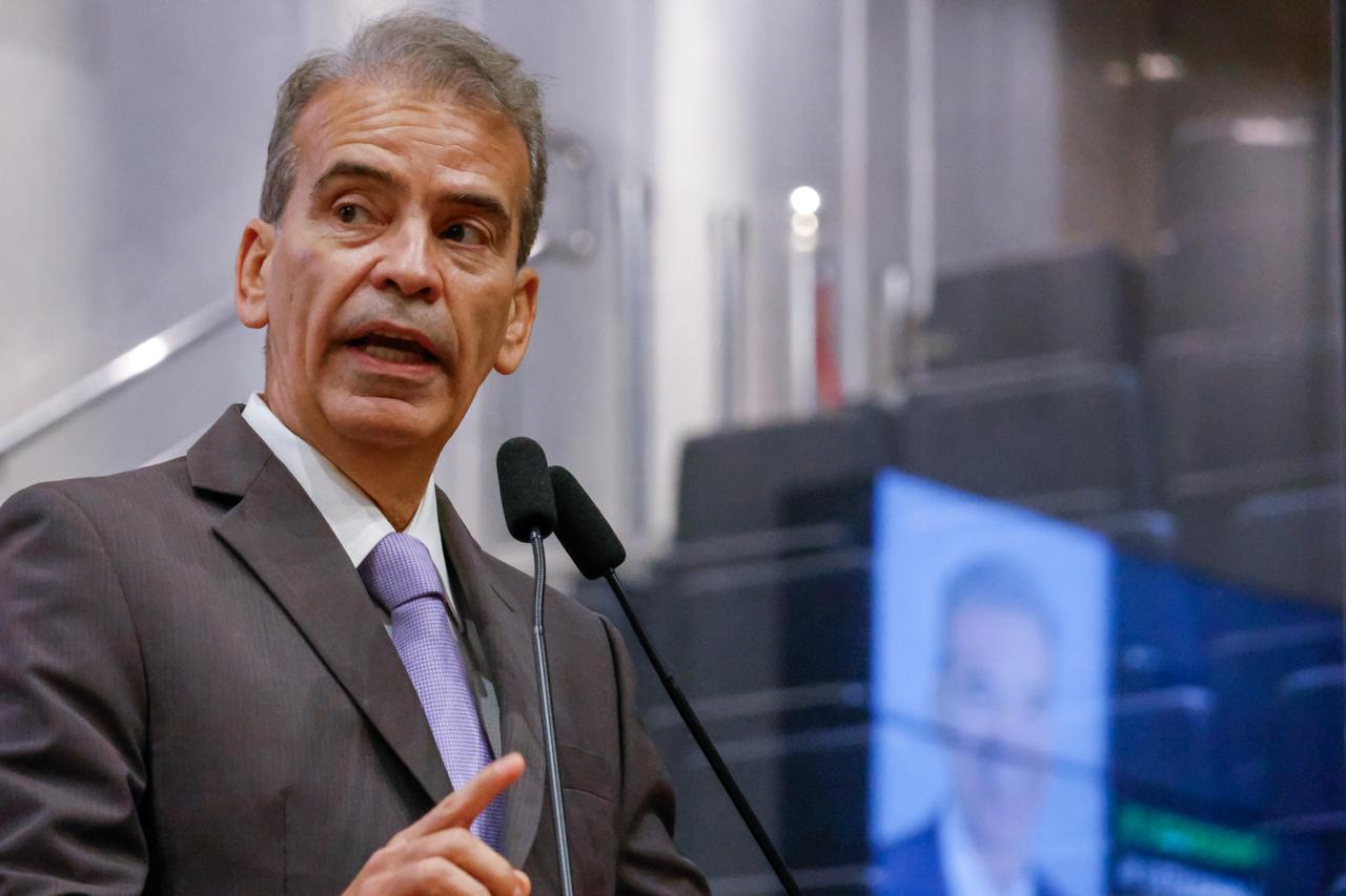 Feitosa cobra que Raquel determine retratação ou exonere o presidente da CPRH