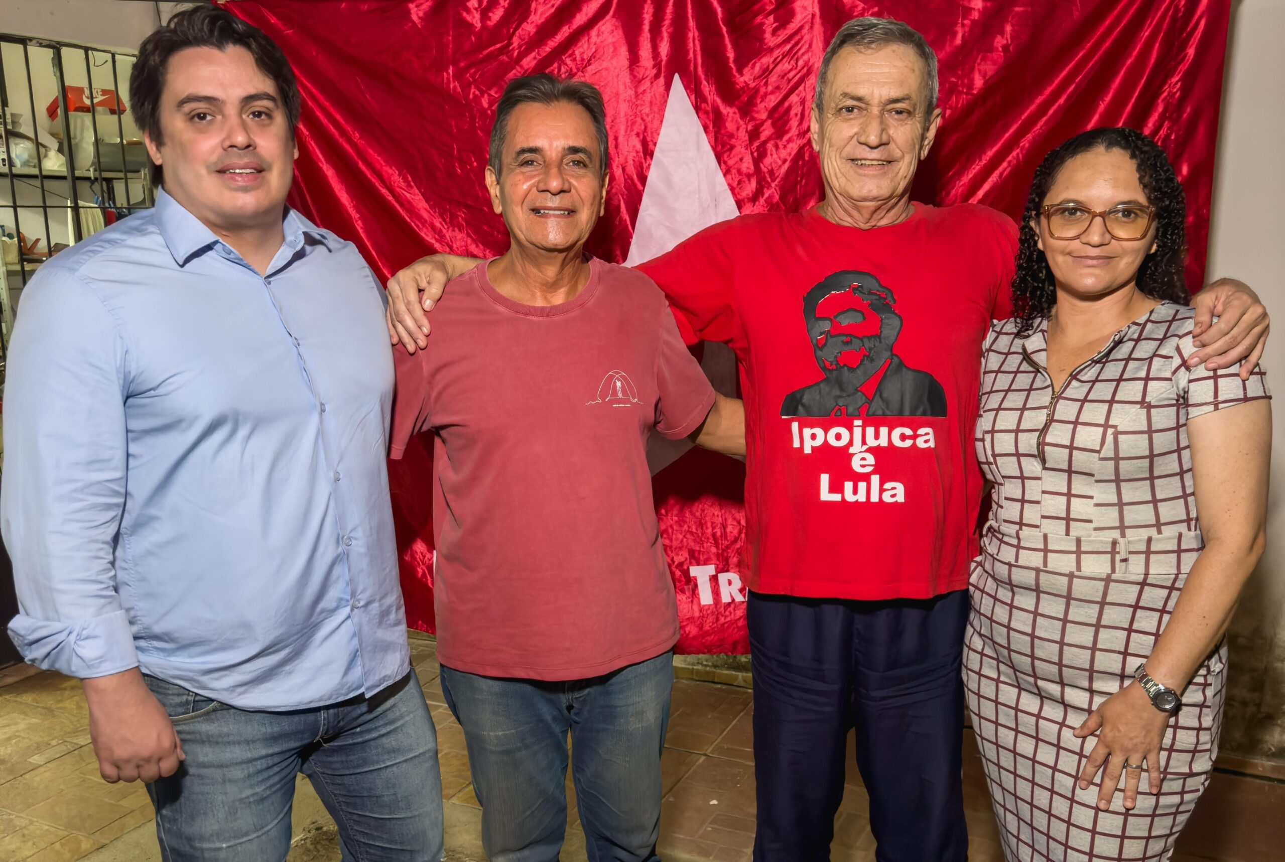 PT de Ipojuca declara apoio a Carlos Santana e ficará com a vice